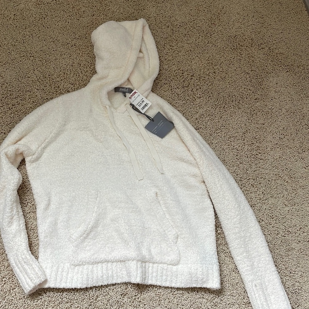 BRAND NEW WITH TAGS Marled Fuzzy White Hooded Sweater Size Large